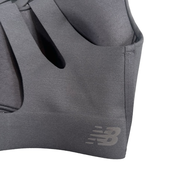 New Balance Women's Fortiflow Sports Bra Size 34DD - Picture 7 of 8